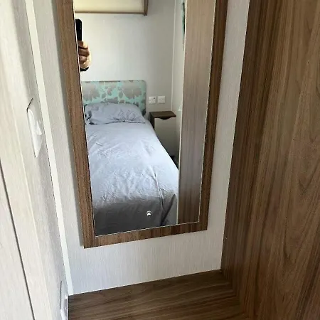 Blue Dolphin - 18595 펜션